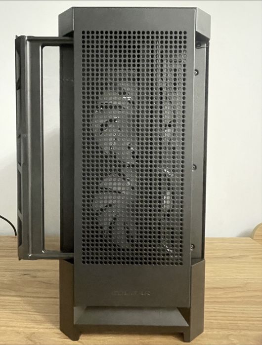 корпус Cougar Airface ARGB