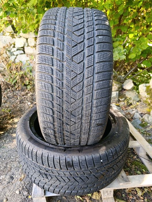 2 бр.Зимни гуми 285/40/20 Pireli DOT3422