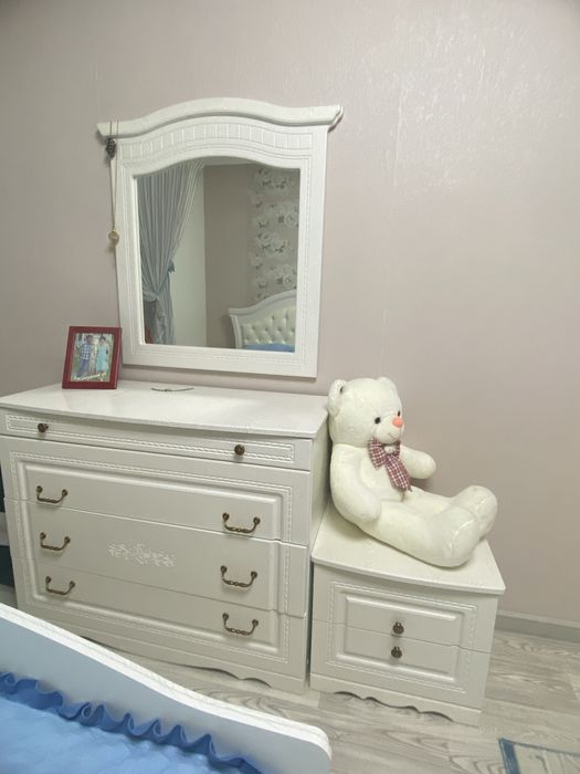 Спальный гарнитур