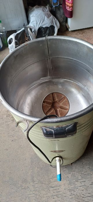 Продам стиральную машину