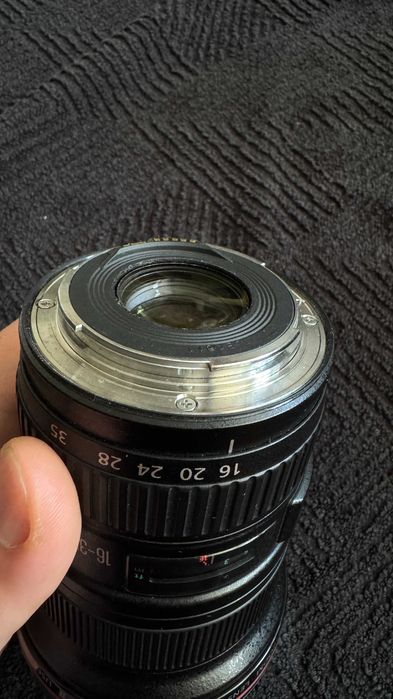 Obiectiv Canon EF 16-35mm f/2.8L II USM