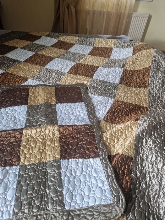 Корпешки ,одеяла ,пледы,н на диваны и кресла