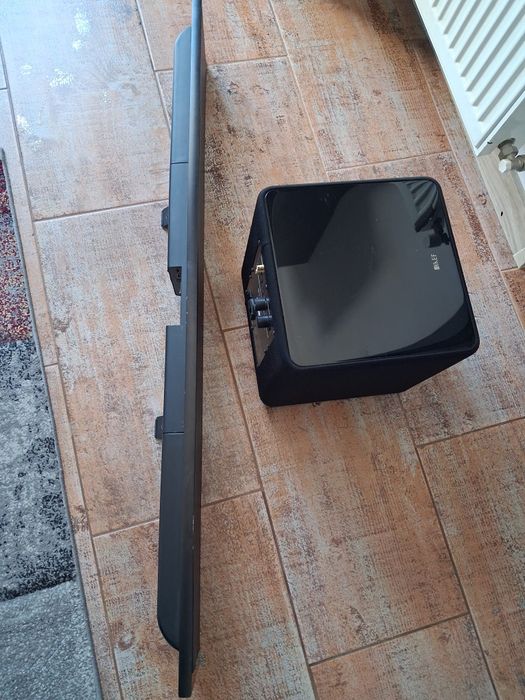 Sound bar  cu subwoofer wireless  KEF v 700