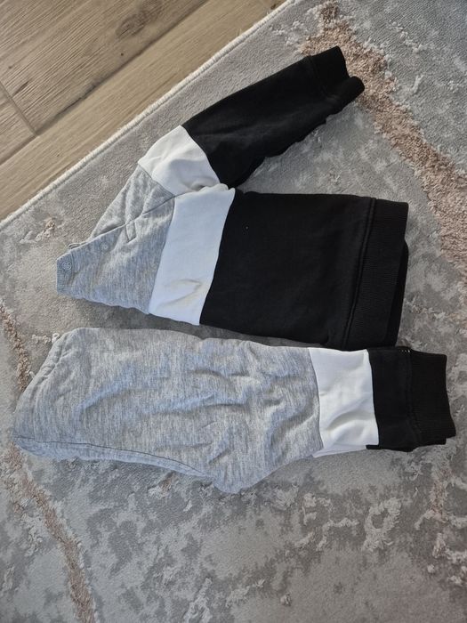 Trening H&M bebe marimea 68 si 74