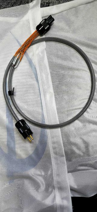 SILTECH -EXPLORER 270P, powerchord, 1,5 m