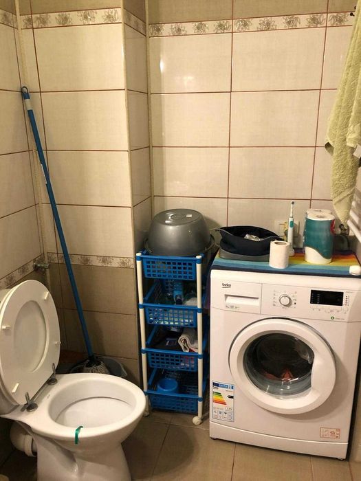 Garsonieră  decomandată și loc parcare privat