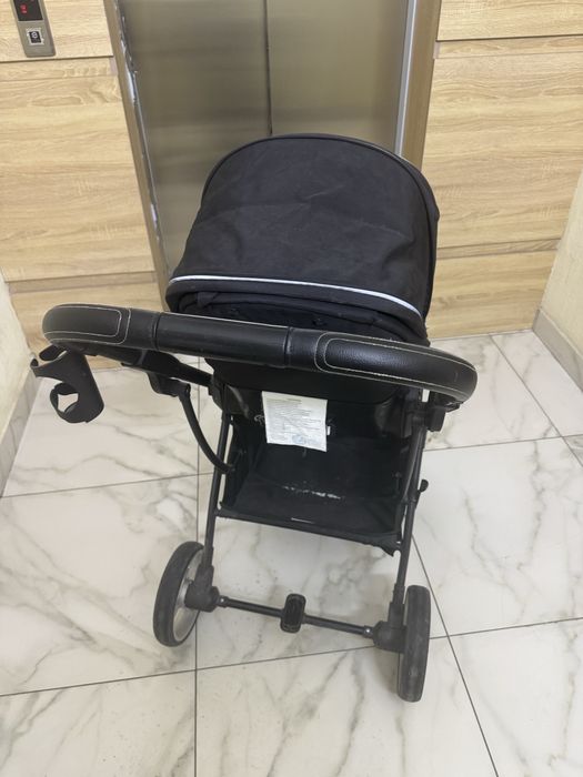 Коляска прогулочная