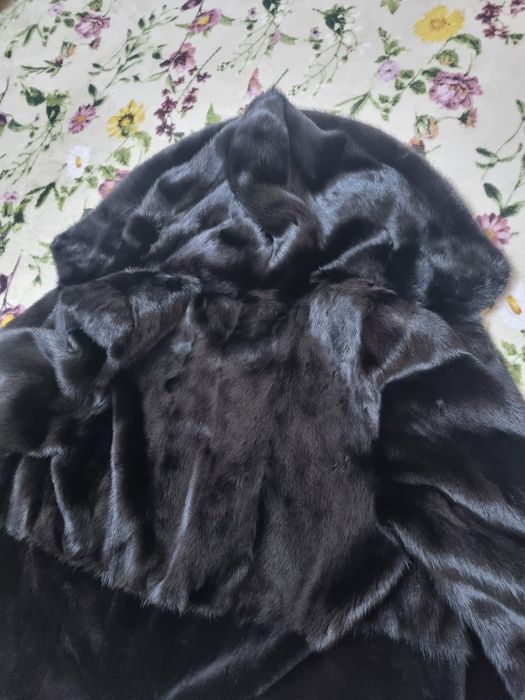 Haina din blana naturala de vizon