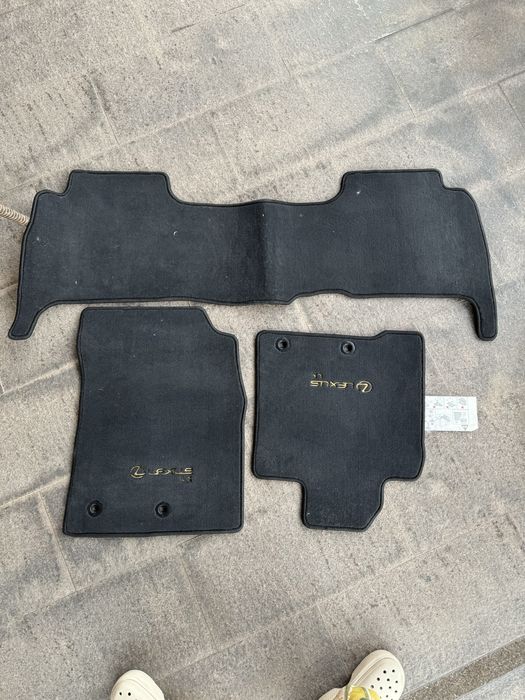 Полики на lexus 570 lx