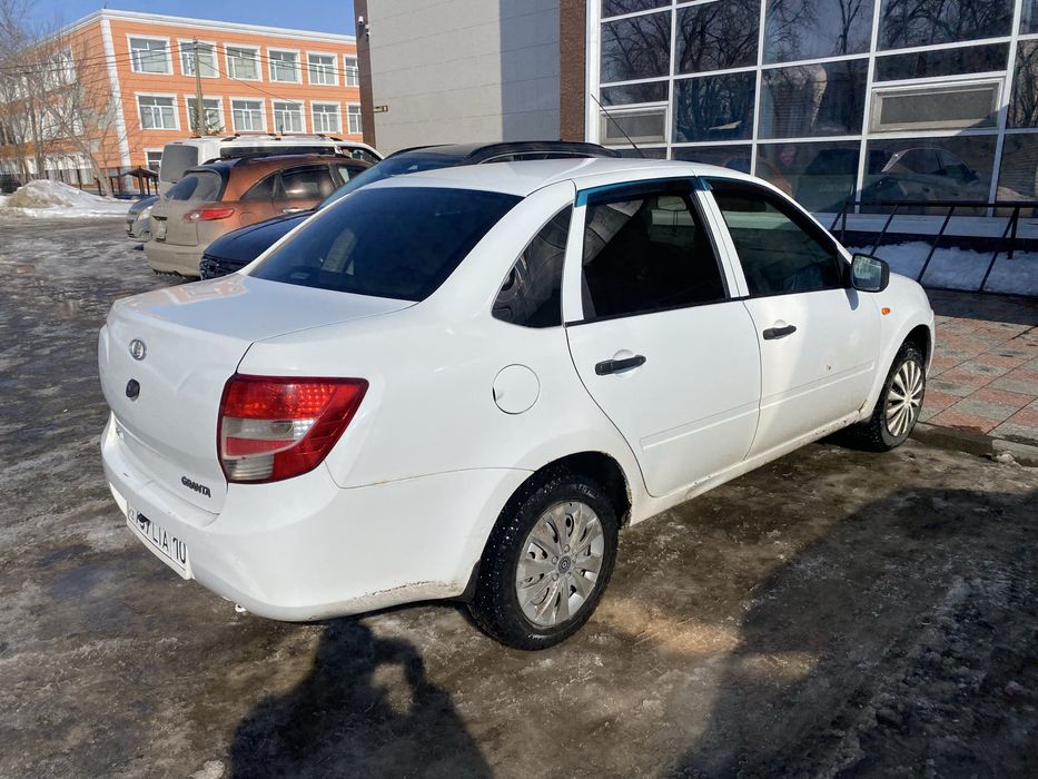 Лада гранта 2013г