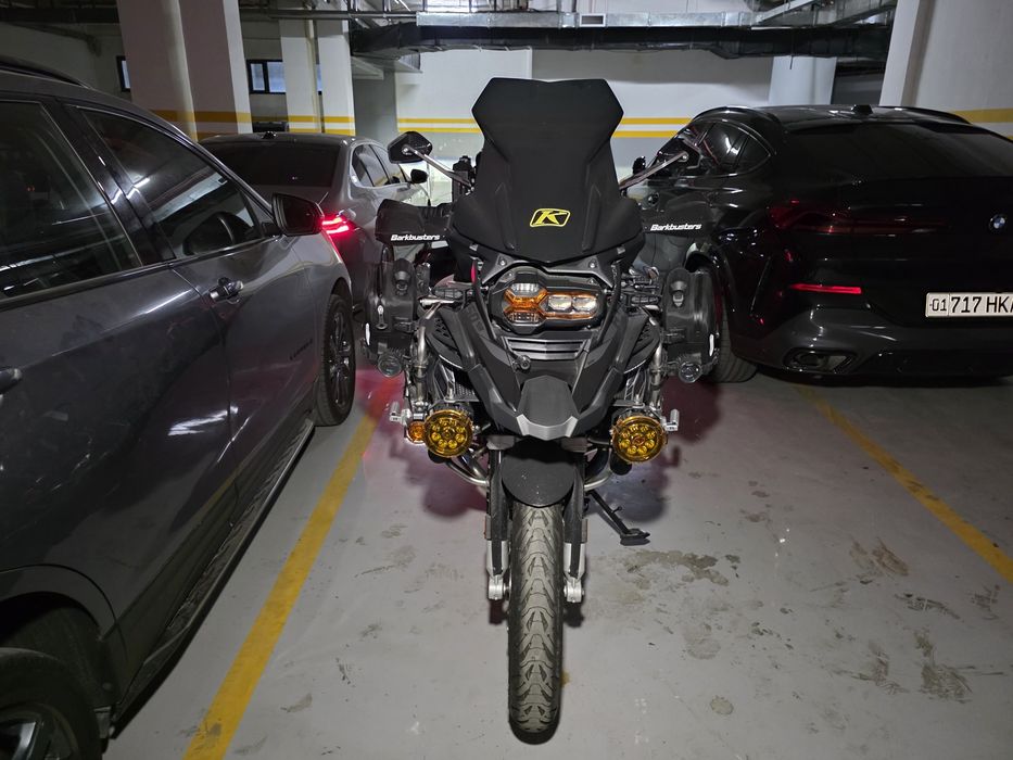 Bmw R1250 GS Adventure Triple Black 2023 года 11.000KM