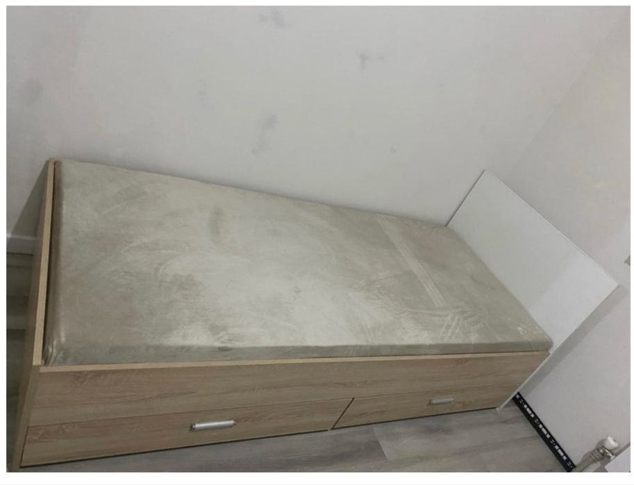 Продам кровать 90*200