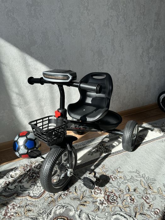 Велосипед трехколесный