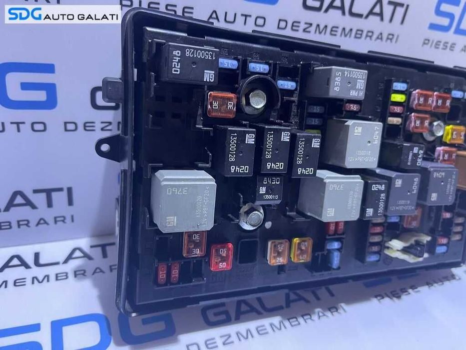 Panou Tablou Relee Sigurante Opel Insignia A 2008 - 2017 Cod 13255300 13275883 [L9701]