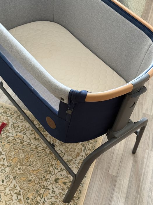 Детско креватче next to me maxi cosi