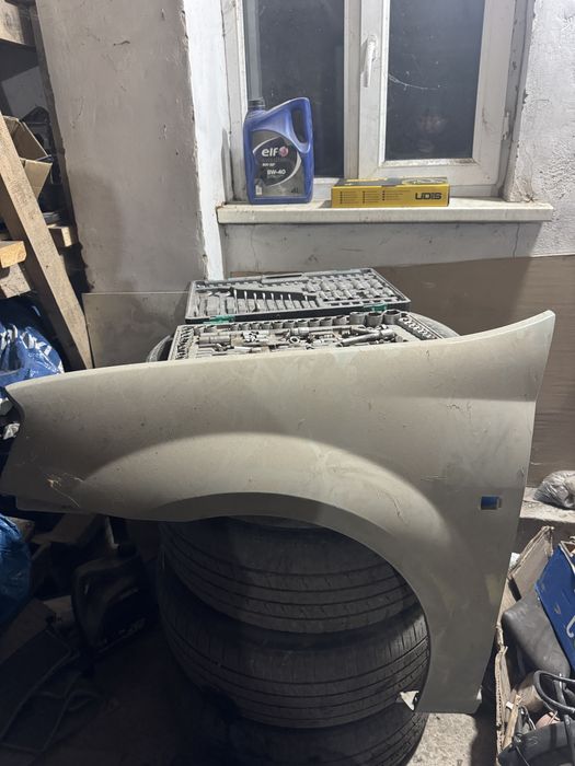 Левое крыло на Ларгус и Рено Логан