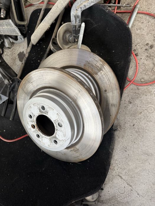 Bmw e90 330d на части окачване