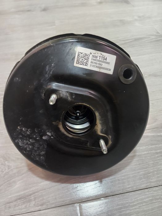 Продается вакуумный уселитель Руля для авто Tracker 2