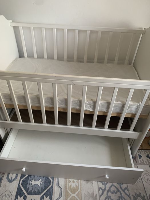 Пподам детскую кровать