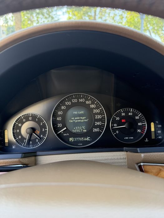 Mercedes Benz w211 e350