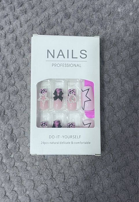 Накладные ногти длинные