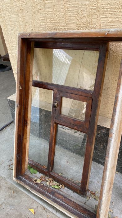 Деревянное окно продам!