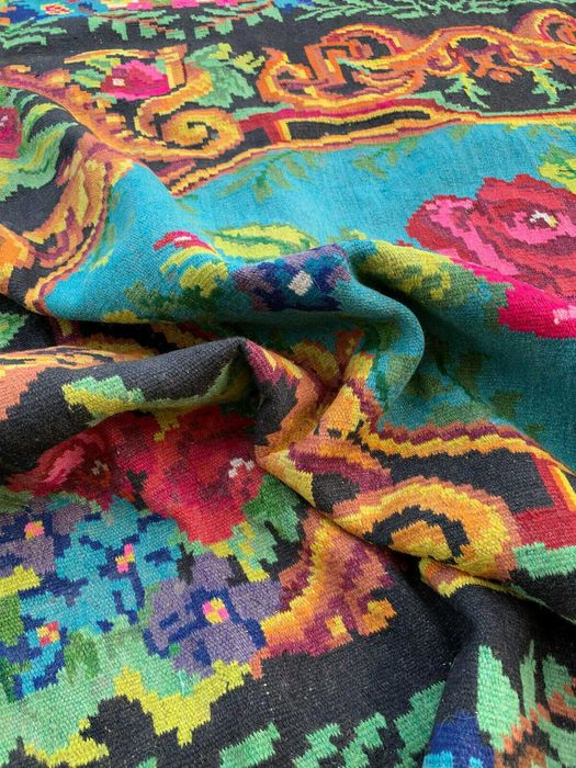 covor vechi antic traditional moldovenesc basarabean manual 350x183 cm
