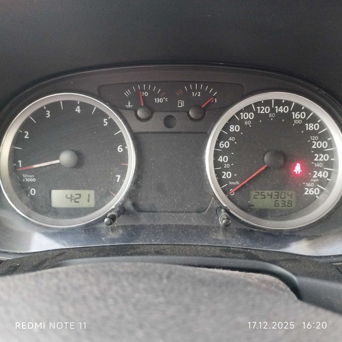 Продавам Фолксваген Голф