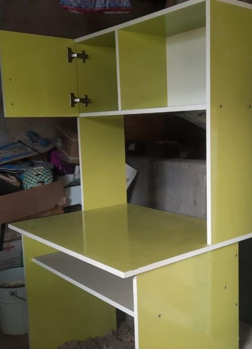 Детский стол со стулом