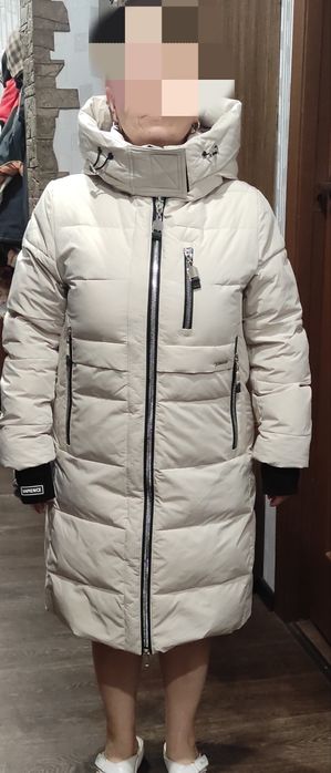 Теплый зимний пуховик