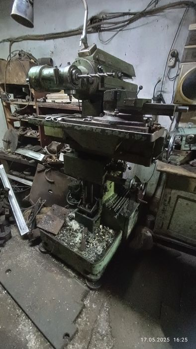 Фрезерный станок продам