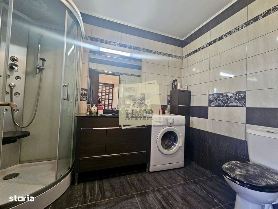 Apartament 3 camere terasa 80 mp si  curte 145 mp zona Calea Cisnadiei