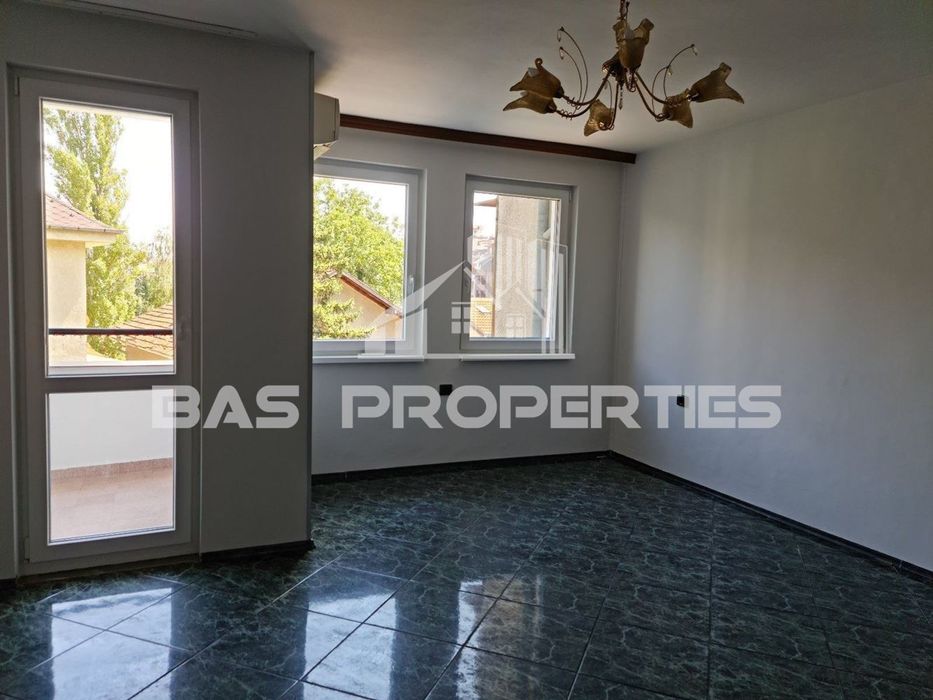 Продава се Тристаен апартамент в София, Редута - 148 кв.м за 1292 €/кв.м - Снимка #2