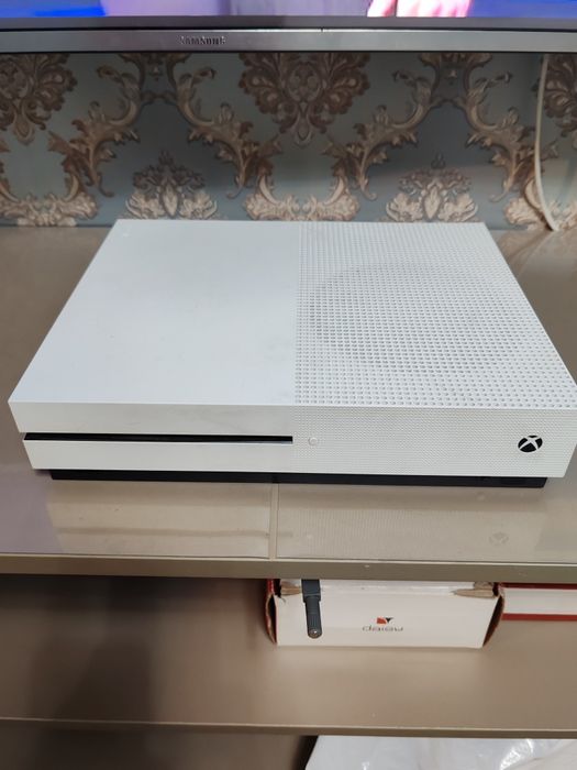 XBOX ONE S игровая приставка