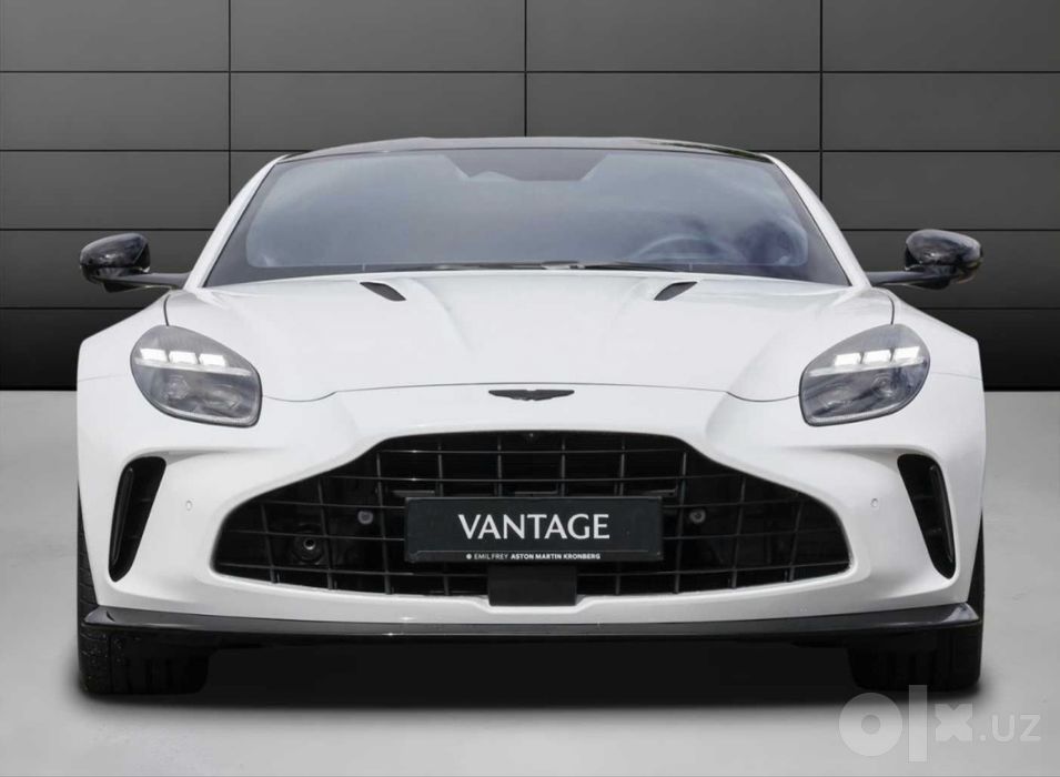 Aston Martin V8 Vantage Coupe 2026