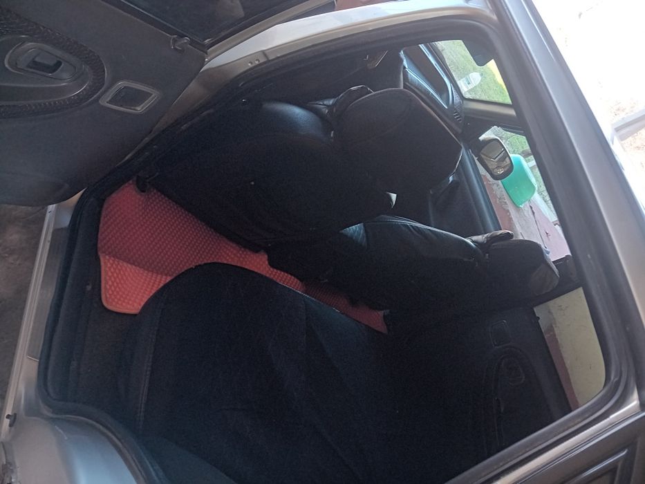 Moshina alo darajada radnoy kiraska ozgina kiraska qiladigon joyi bor