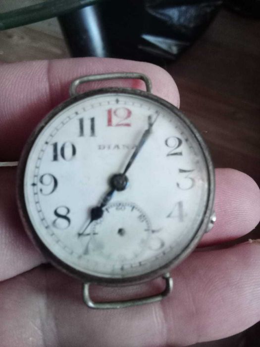 Часы старинные не рабочие