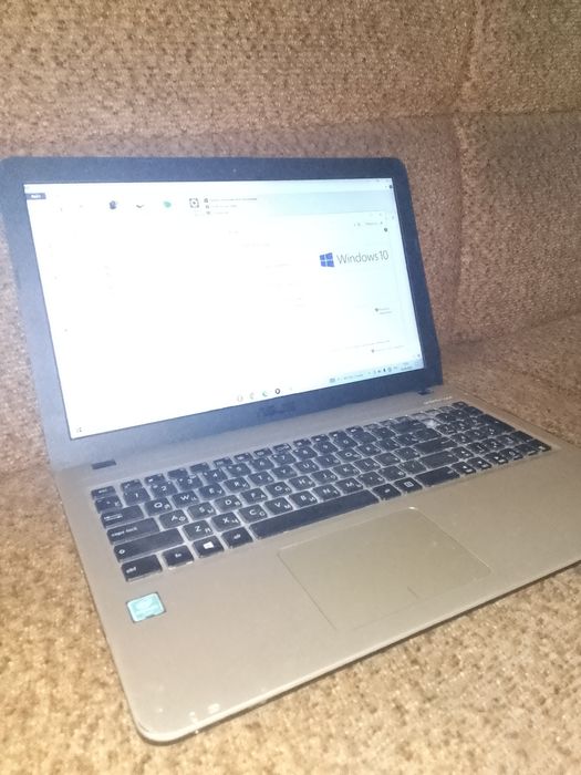 Продаю ноутбук Asus
