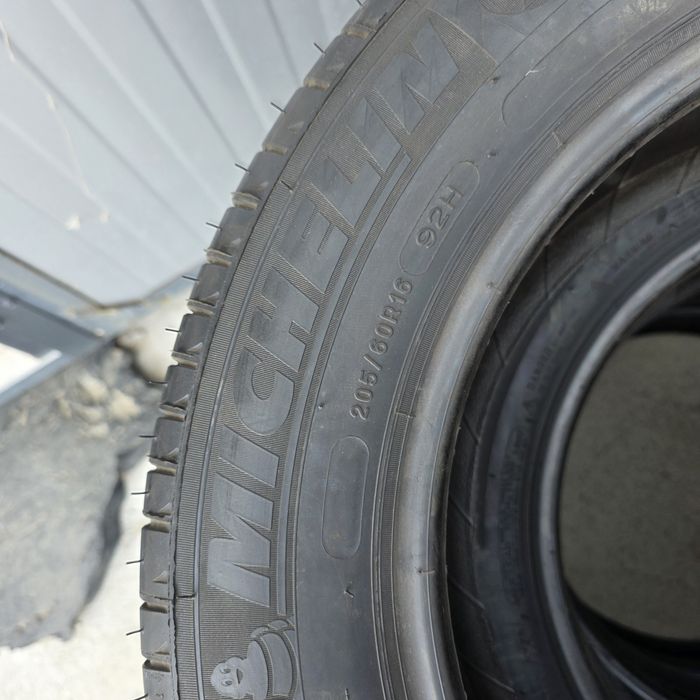 Anvelope Michelin 205 60 16 vara noi turism