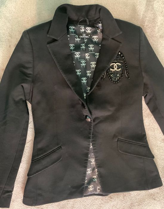 Уникално дамско сако