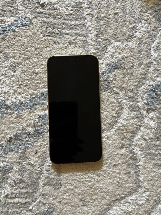 Iphone 12 pro  sotiladi