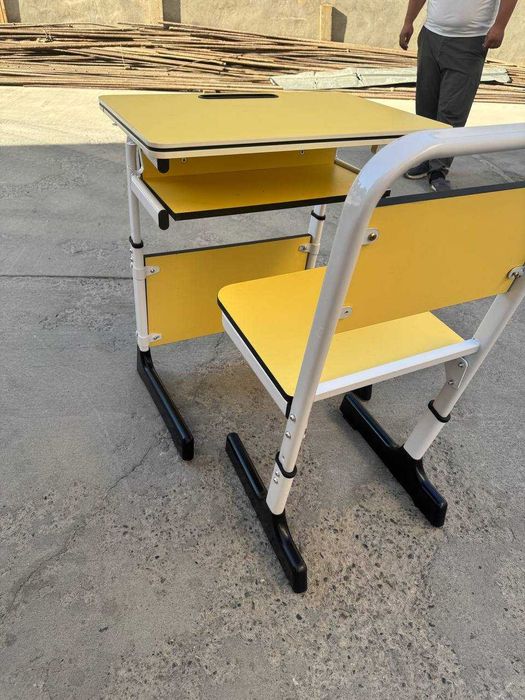 Регулируемый детский партa и стул — идеален для учёбы