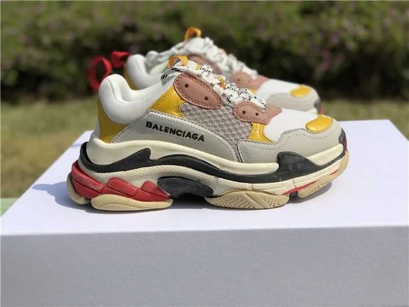 Balenciaga Triple S - White/Grey/Cream