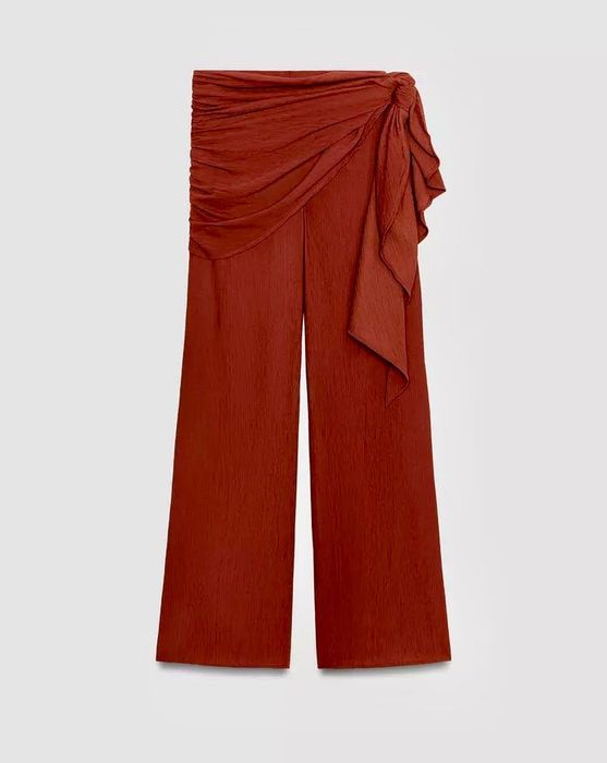 Pantaloni cu talie înaltă, cu eșarfă înnodată