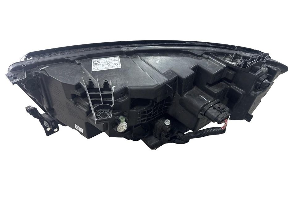 Far Dreapta Renault Austral 2022+ 260103381R