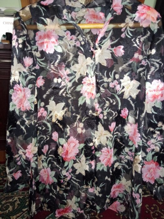 Продам очаровательную женскую рубашку