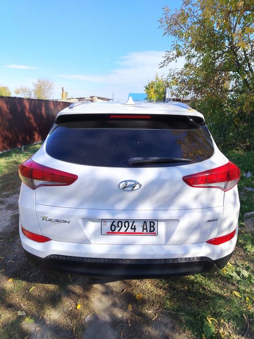 Срочно продам Хендай туксон