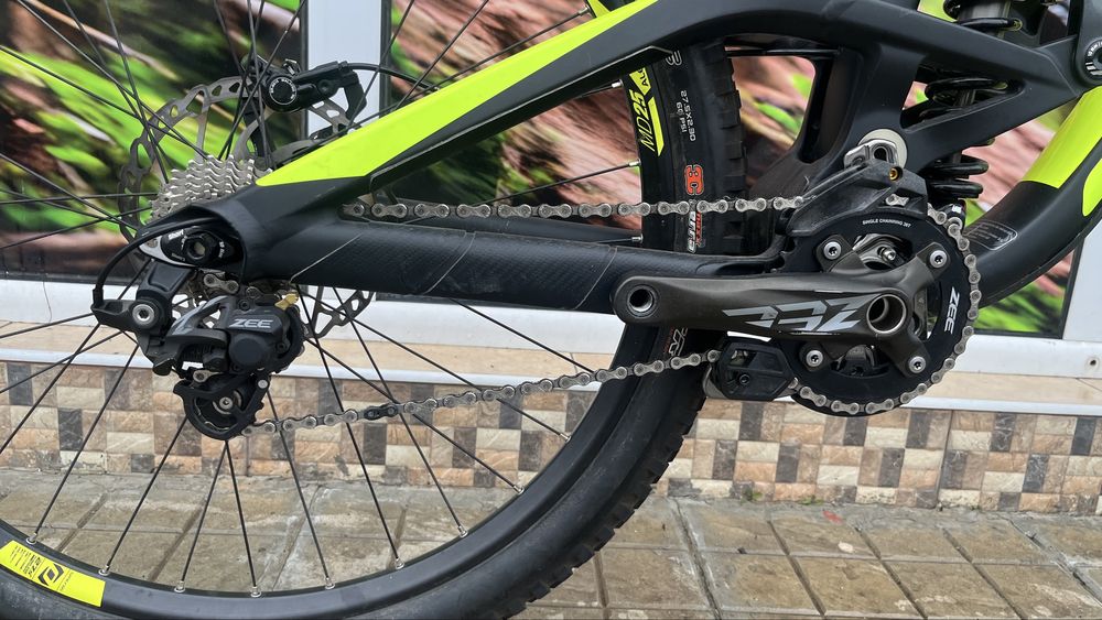 Scott gambler 27.5/L