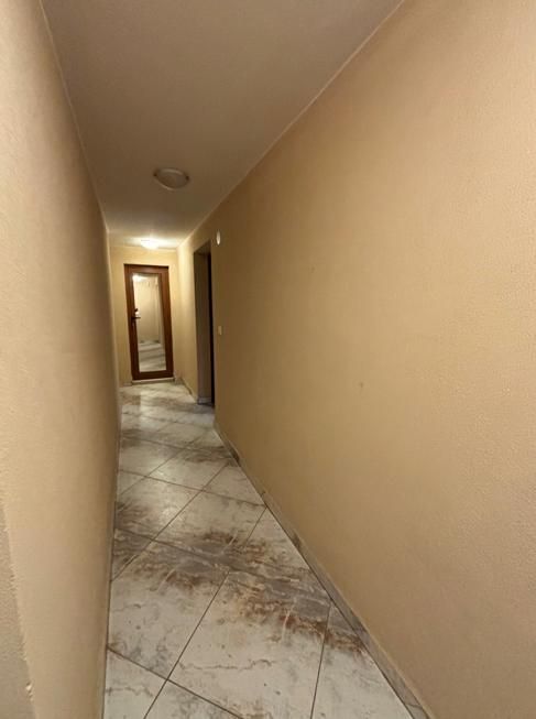 Дава се под наем Къща в Божурище - 300 кв.м за 1500 € - Снимка #11