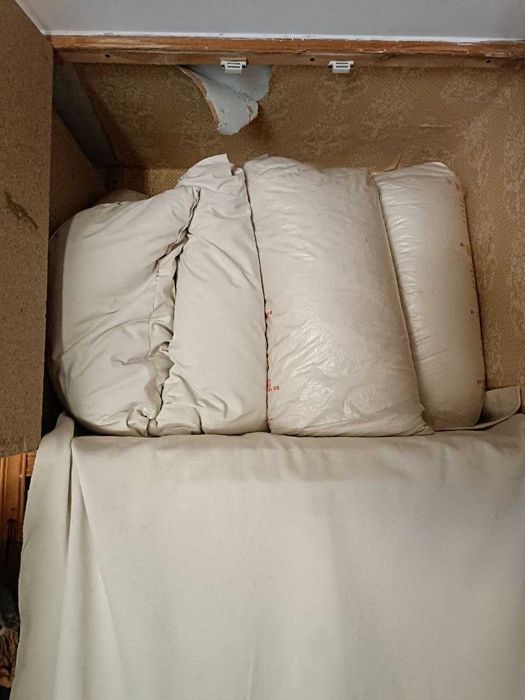 Перьевые подушки